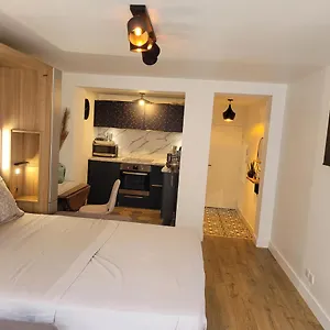 Lieu Unique Coeur De Avec Terrasse Et Jacuzzi Appartement Cahors